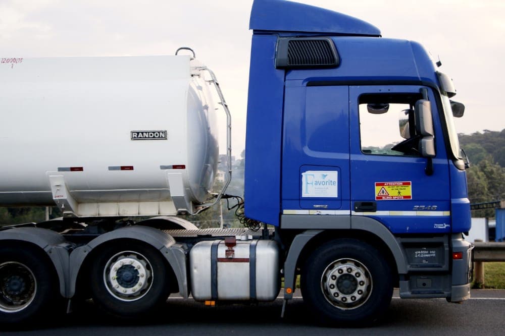 Heavy tanker